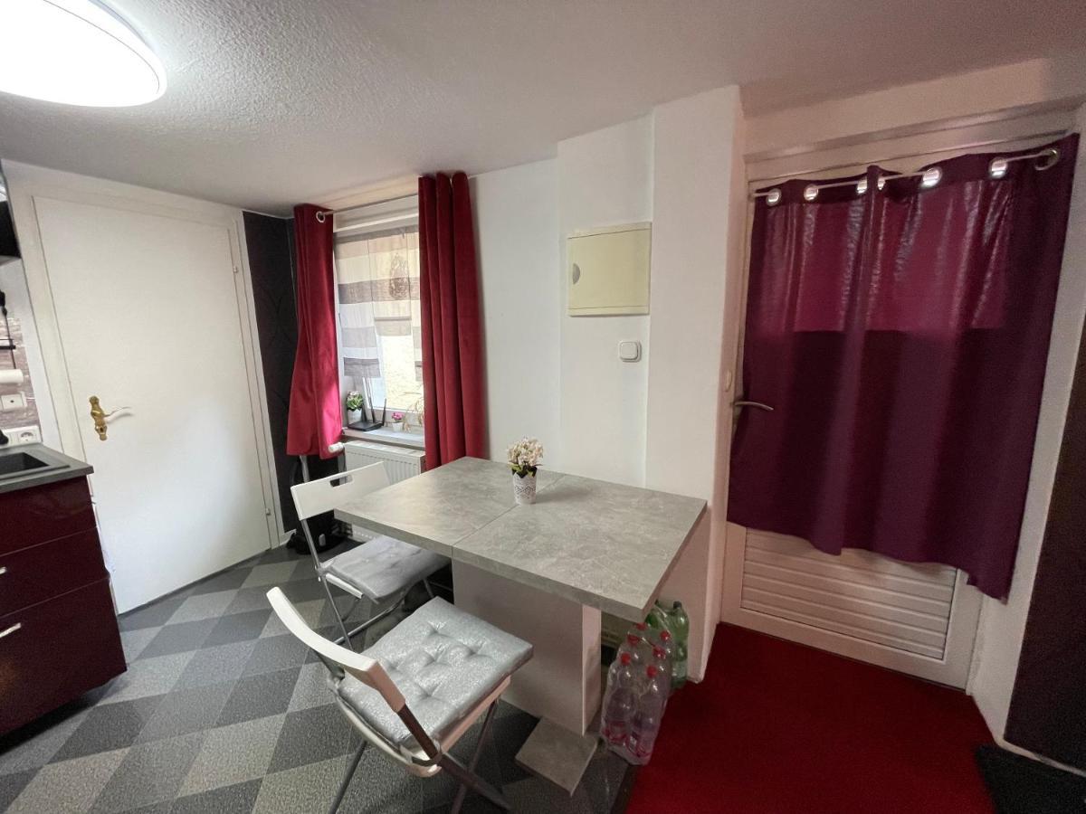 Tiny House Lejlighed Burig Eksteriør billede